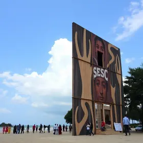 SESC/AL Projeto Sesc em Cena leva espetáculo “Você Fala Javanês?” para Maceió e Arapiraca